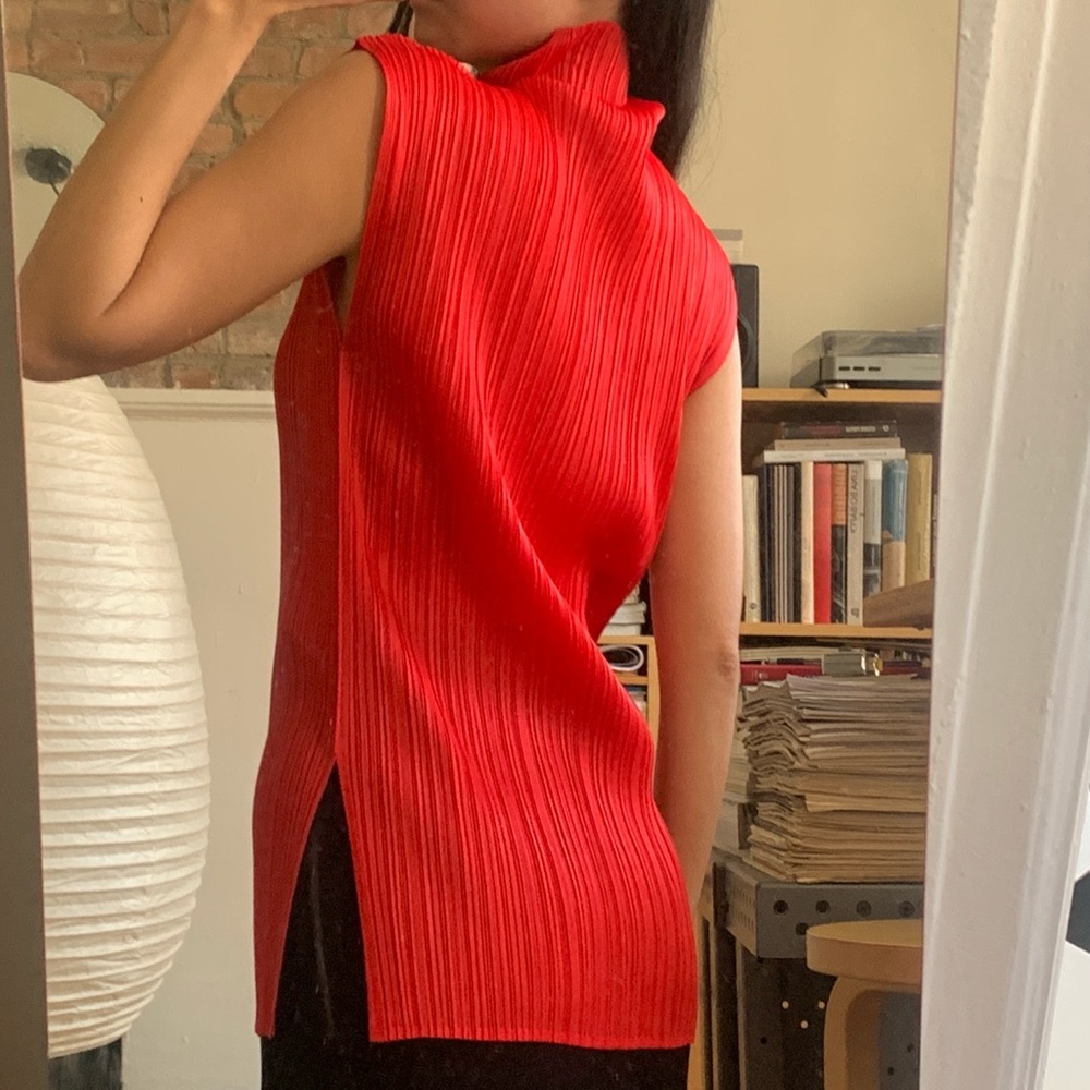 Issey Miyake Pleats Please Turtleneck Tank Red JP3 - Picture 3 of 7